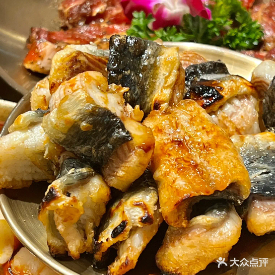 兄弟活烤鳗鱼烤肉(渔村店)