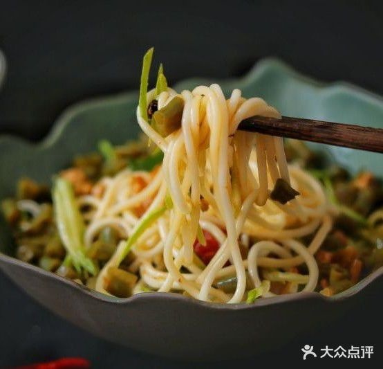 白氏拨鱼子拌面(清真店)