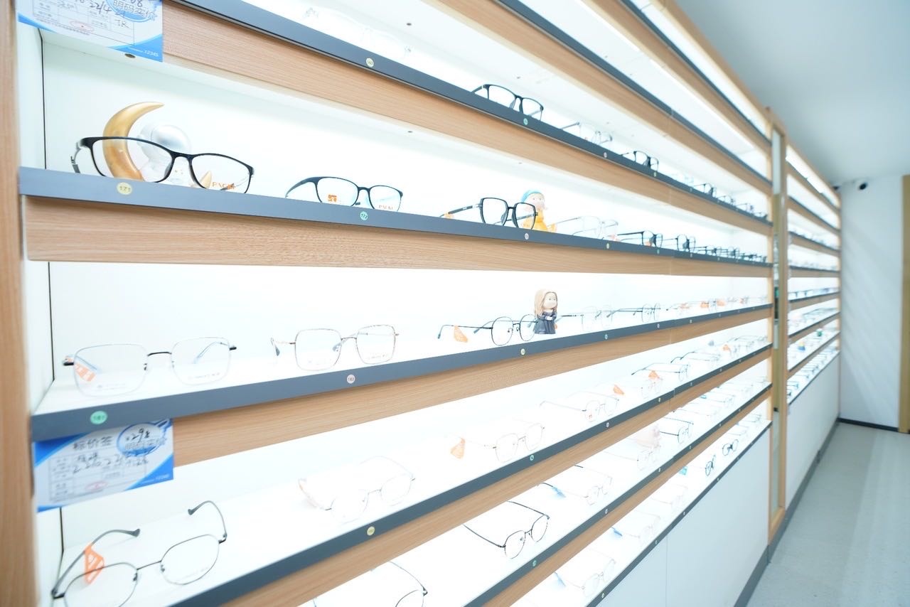 齐鲁医院眼视光中心