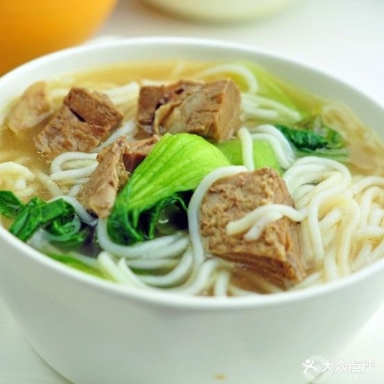 代二鲜鹅汤砂锅米线(港澳广场店)