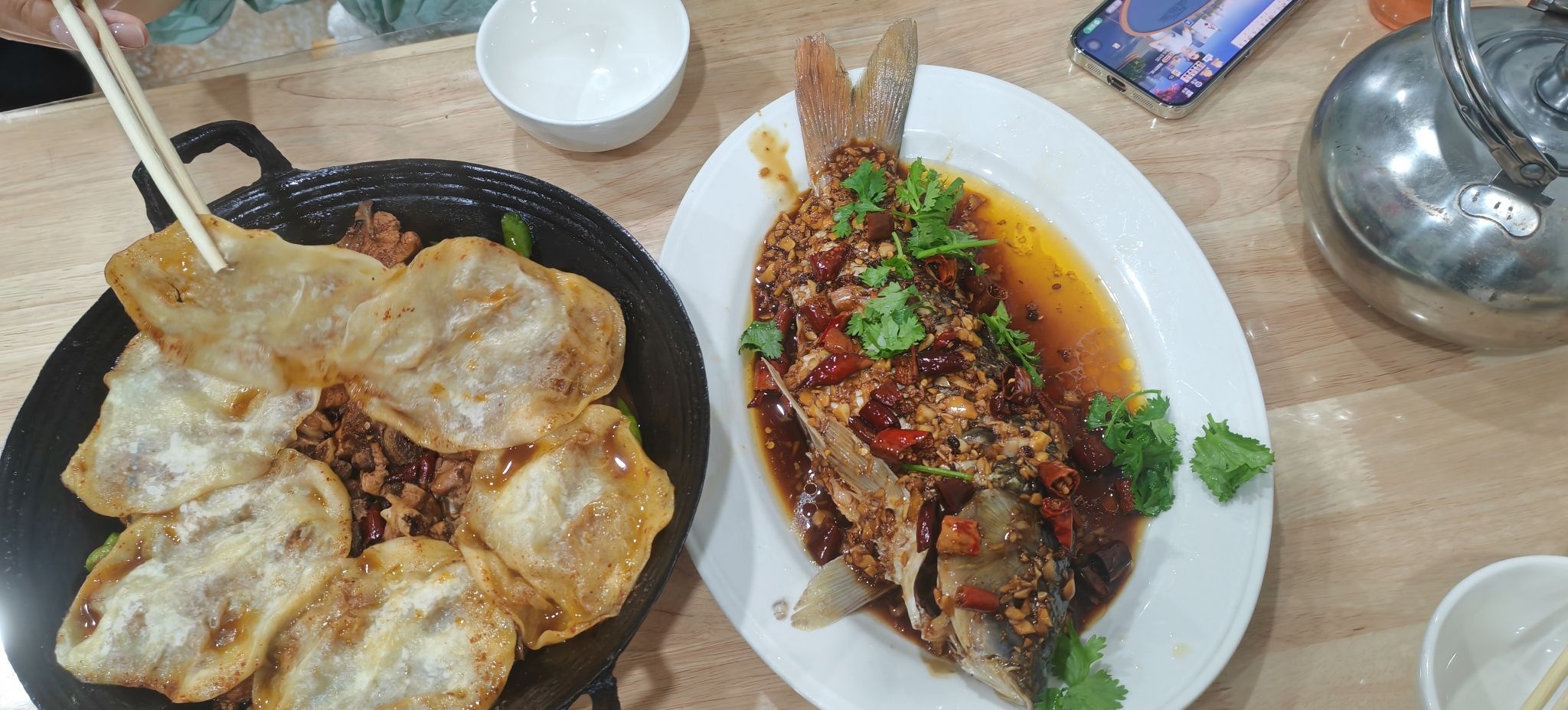 彭氏亿和菜馆(和信·香榭丽花园店)环境
