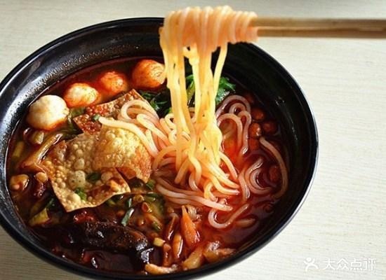 回味柳州螺蛳粉徐(丽都店)