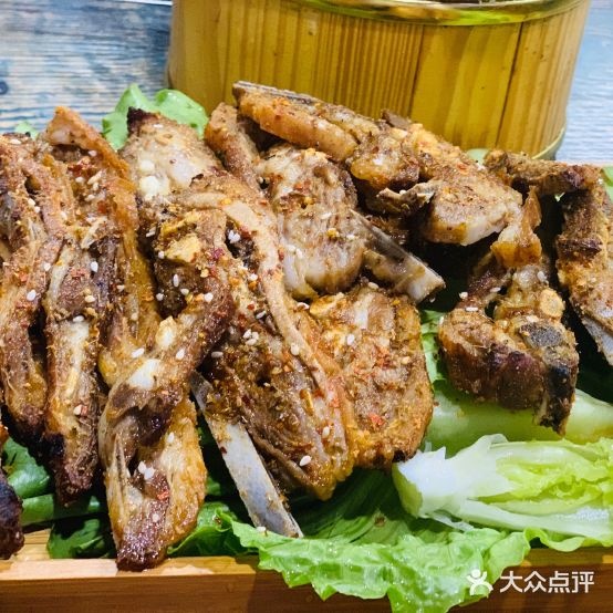 蒙赫亚碳烤羊腿烧烤阳谢子火锅