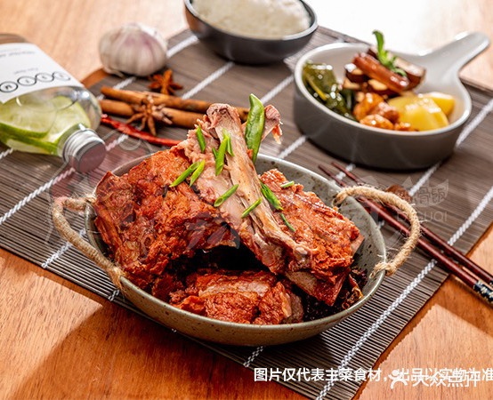 辣犟鲜超级骨头饭(金戈壁路)