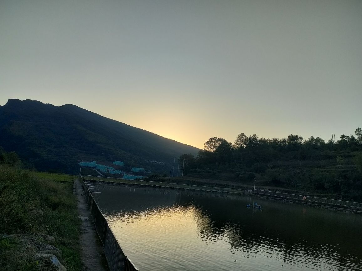 岳家山垂钓