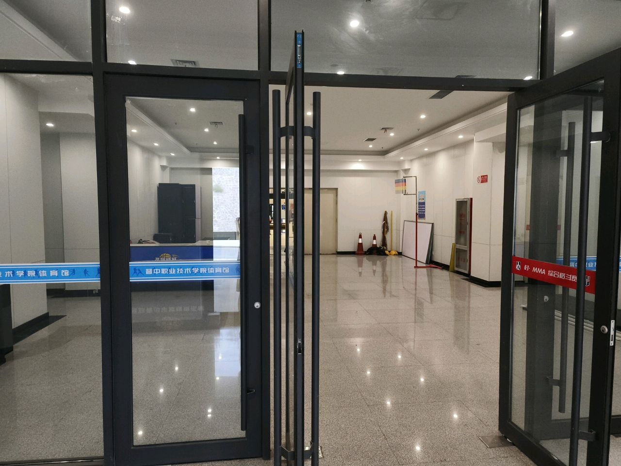 山西村MMA比赛场馆