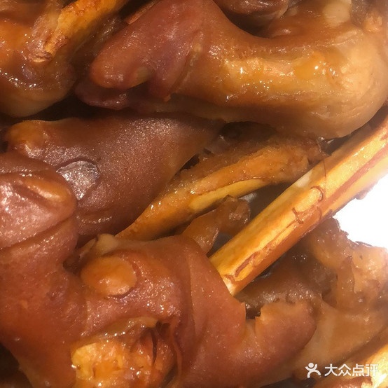 香百里酱熏熟食海鲜店