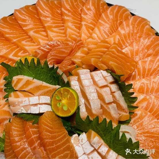 刺鲜生挪威三文鱼逼神店(坚基店)