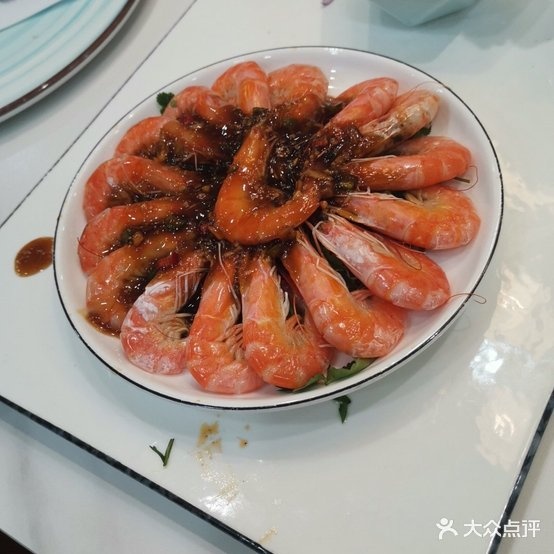 仁言居美食园(百舸西域绿洲店)