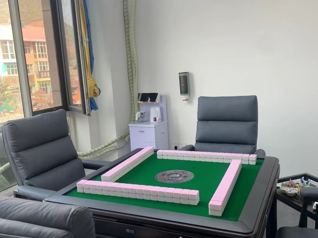 汇赢棋牌24小时无人自助棋牌室
