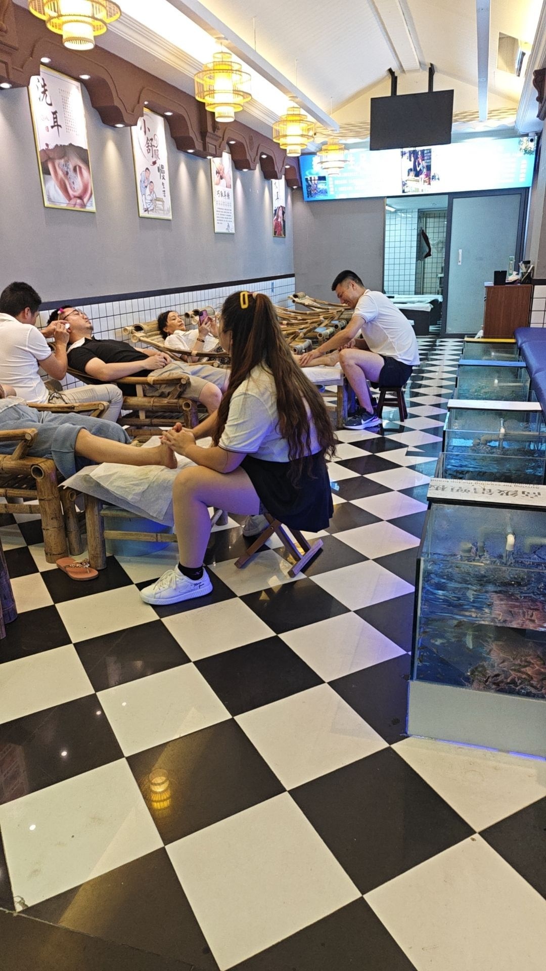 成都采耳足疗