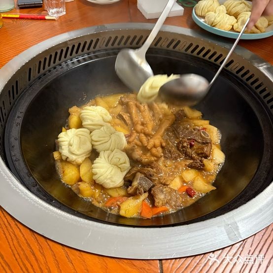 清真·百木香铁锅炖