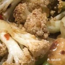 盛和源砂锅居(抚房宏宇小区西北)