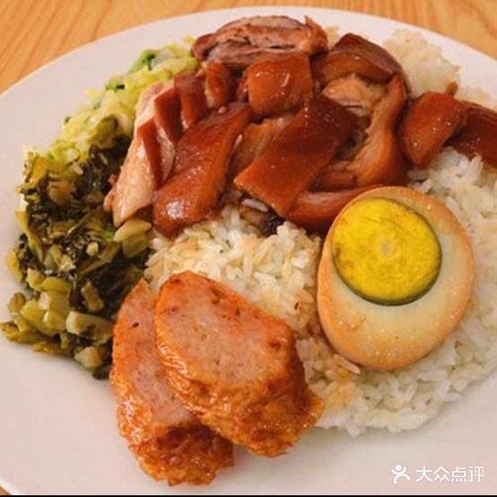 来记隆江猪脚饭潮味汤粉面(前山店)