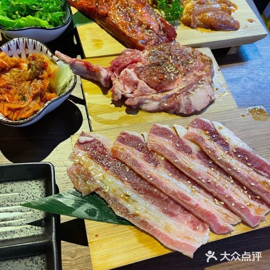 牛岩碳烧肉·日式烤肉(沙井万科店)
