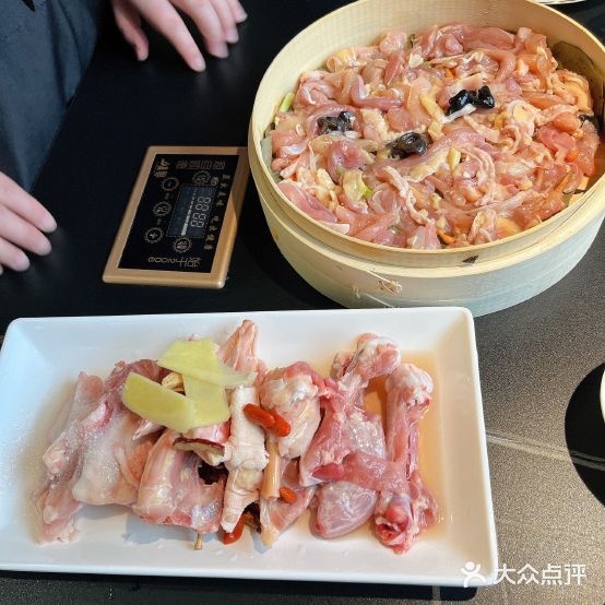 晓粤·粤蔡餐廳(金大地东街)