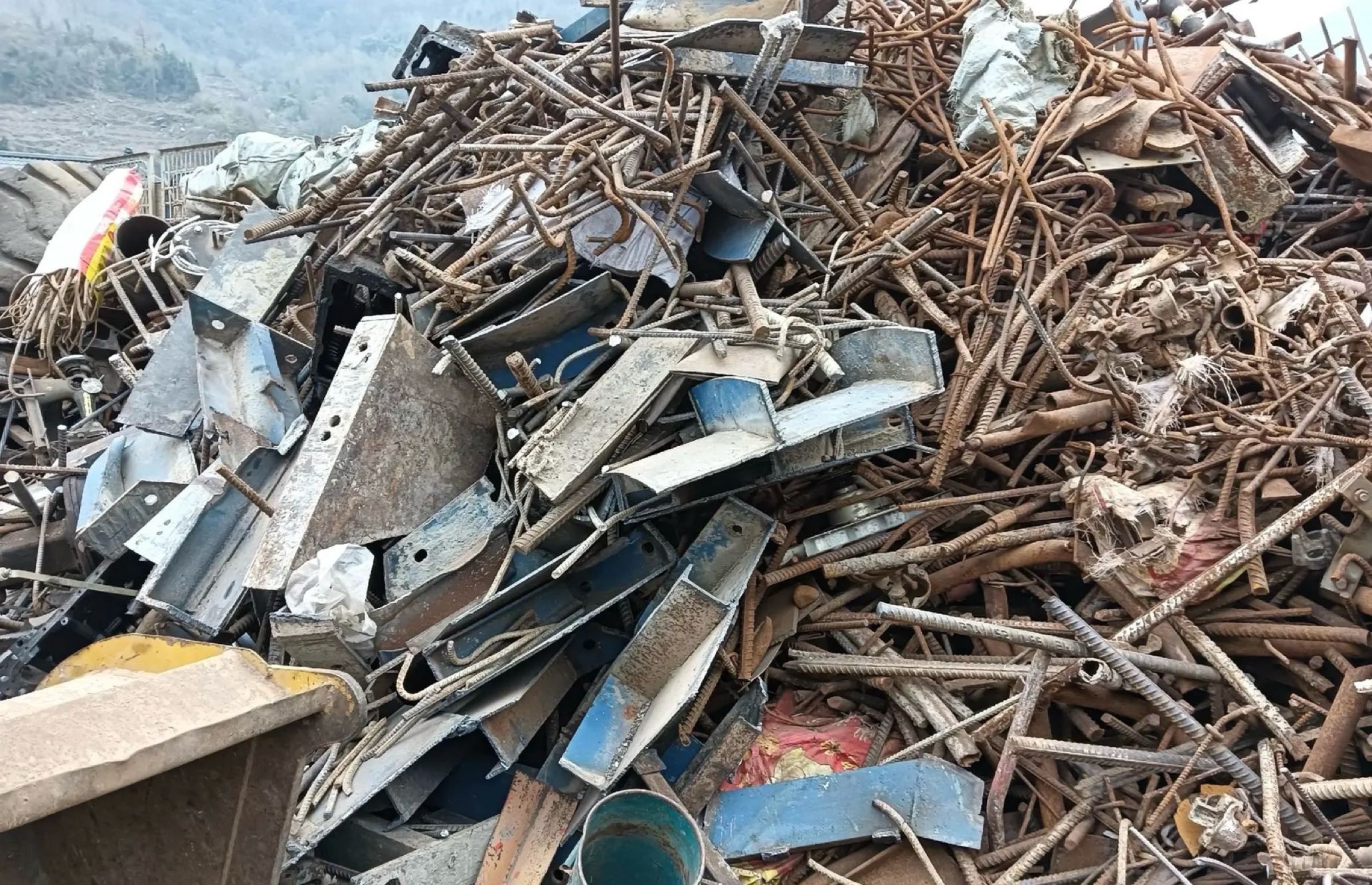 成文金属高价废品回收站