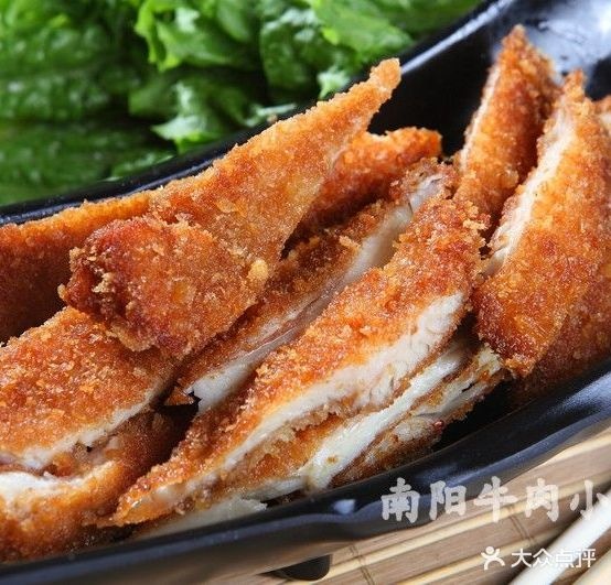 鑫鹤南阳牛肉小串麻辣拌农酸辣粉南阳路5号楼东3号门市(安居北区店)