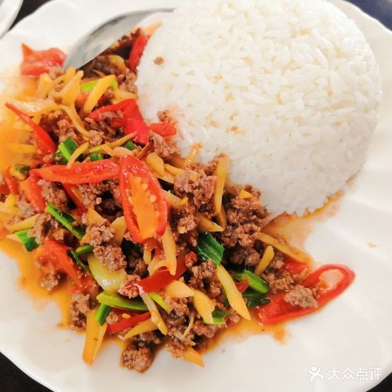 梁和翁玲豆粉
