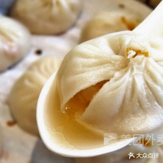 商校梁家正宗汤包