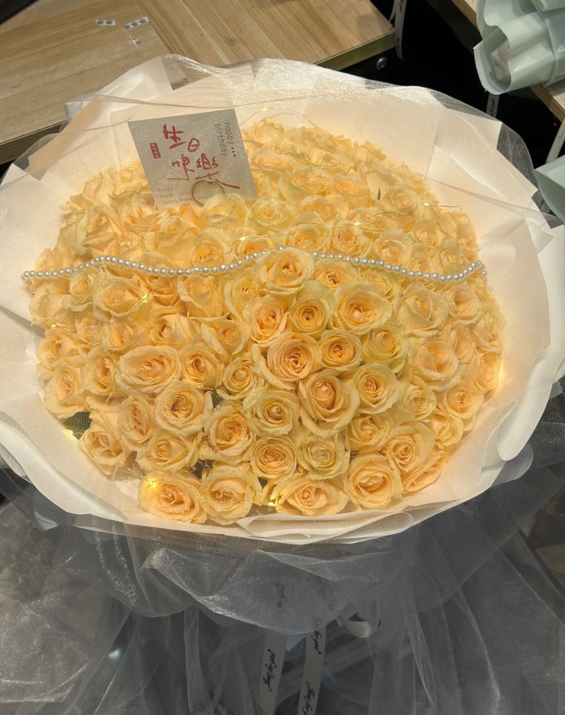 语含花艺(水岸阳光花园在水一方店)