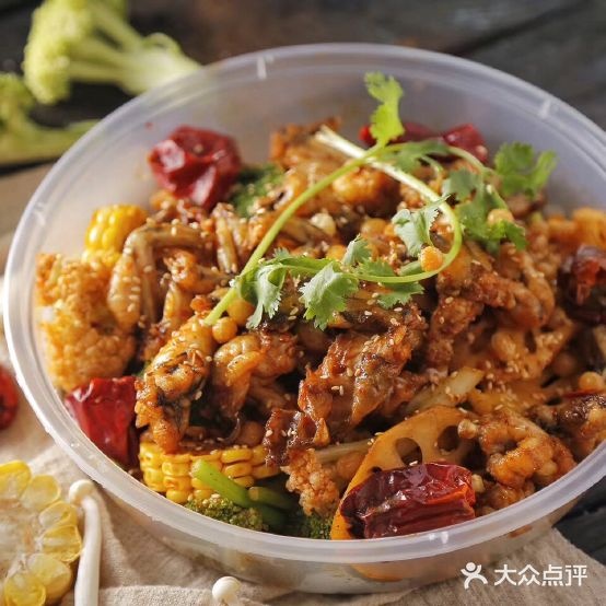 椒点麻辣烫香锅(龙华街店)
