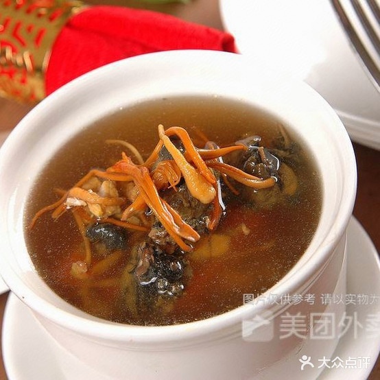 雄兴煲仔饭