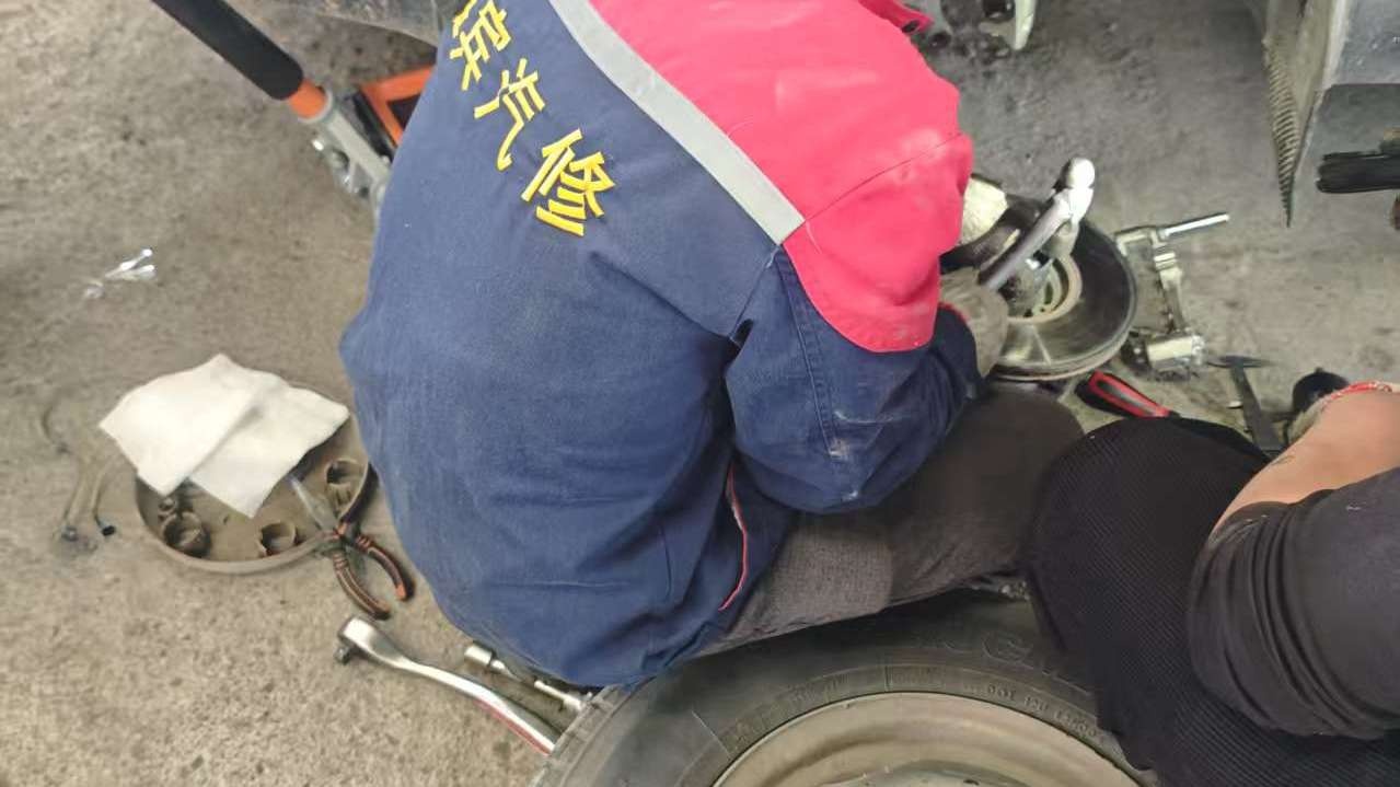 桂宾汽车修理厂