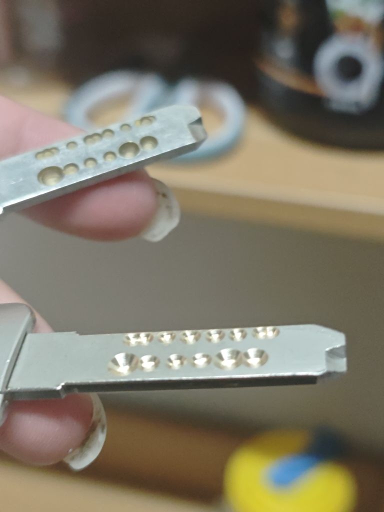 恩泉李氏开锁配汽车钥匙