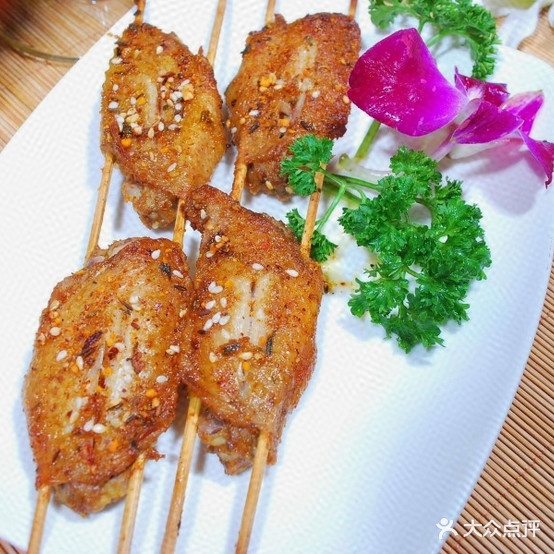 段记疯狂烤鸡翅(天宫北路店)