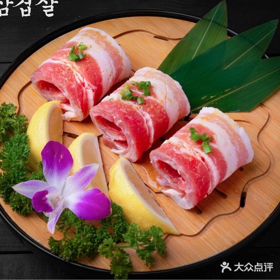 青炭火烤肉(六安中环新世界店)