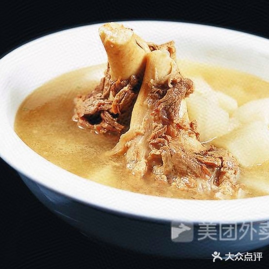 乐山啃酱骨