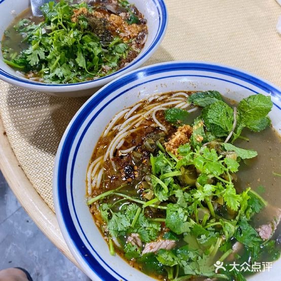 伍号勐浑牛撒撇米线店(泼水广场店)
