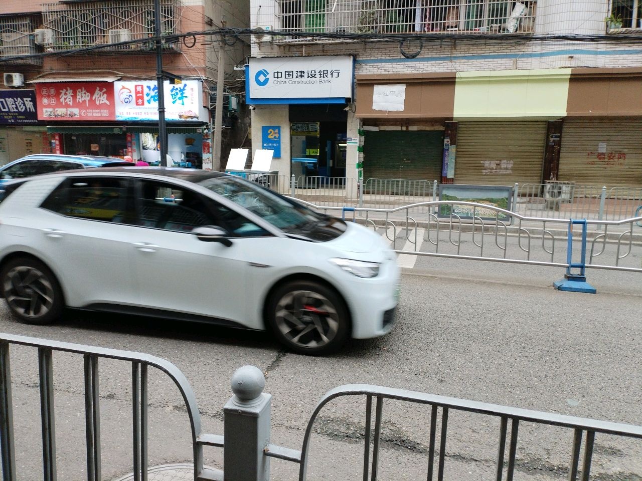 鲜一方海鲜超市(外南街店)
