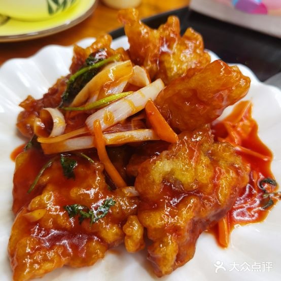 老味道东北铁锅炖饺子