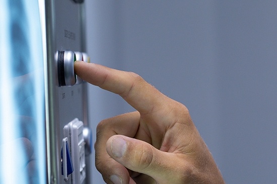 朱师傅开锁配汽车钥匙