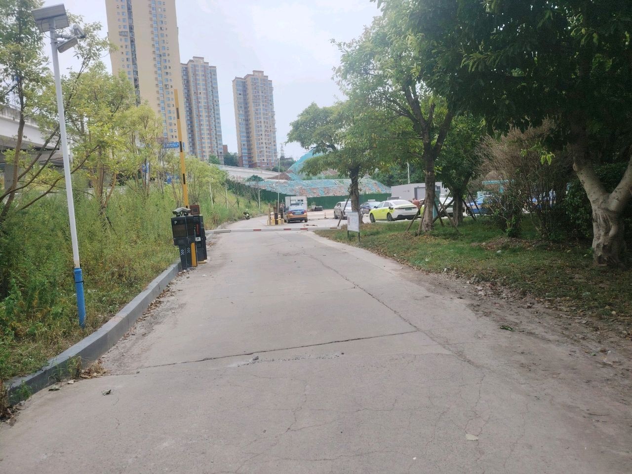 川渝充充电站(内江市市中区三桥充电站)