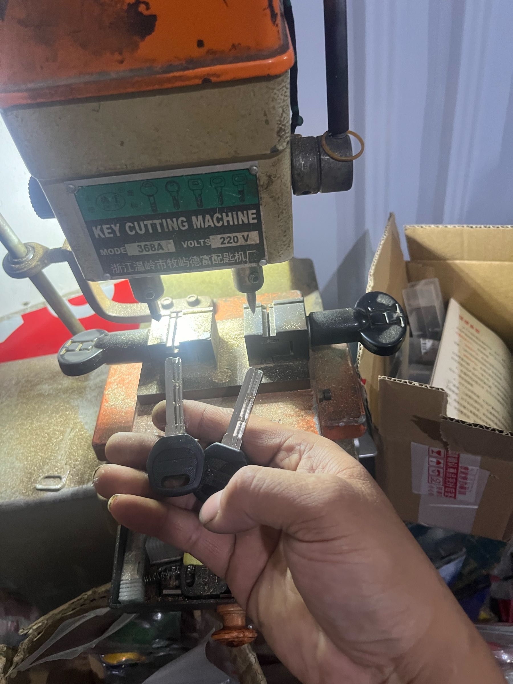 小汤电动车精修专业开锁配钥匙(红庄新邨三区店)