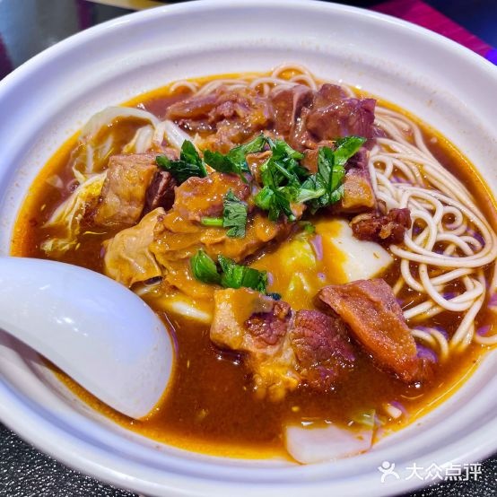 大吉利粤s浓香牛什锦(印象城店)