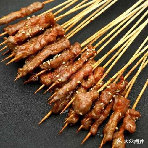 聚庭阁鲜州烧烤金牌鸡手(总店)