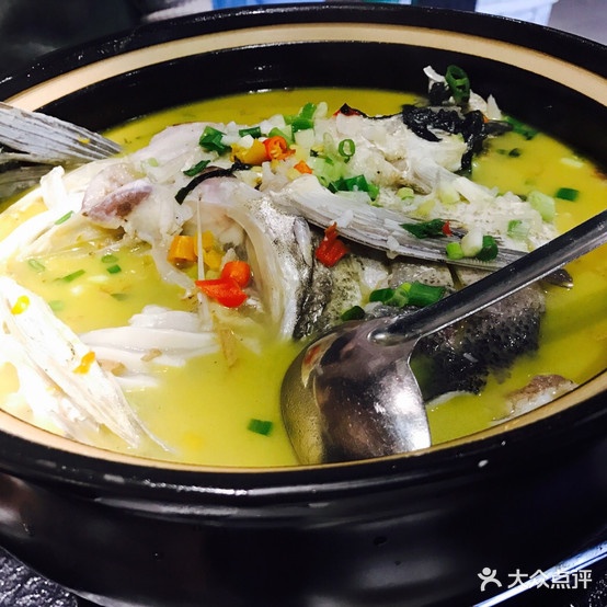 食堂煮鱼湘菜(花语东轩店)
