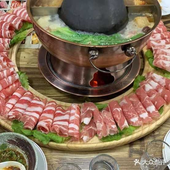 九酒碳火烤肉(大石店)