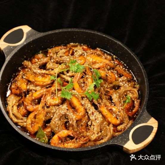鸭掌门特色干锅火锅(万顺达广场店)