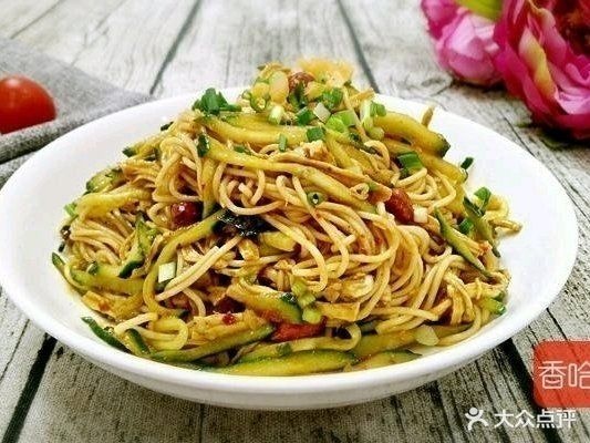 娟小二肥肠鸡