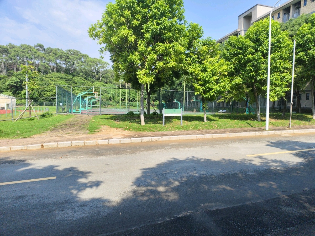 东莞城市学院-篮球场