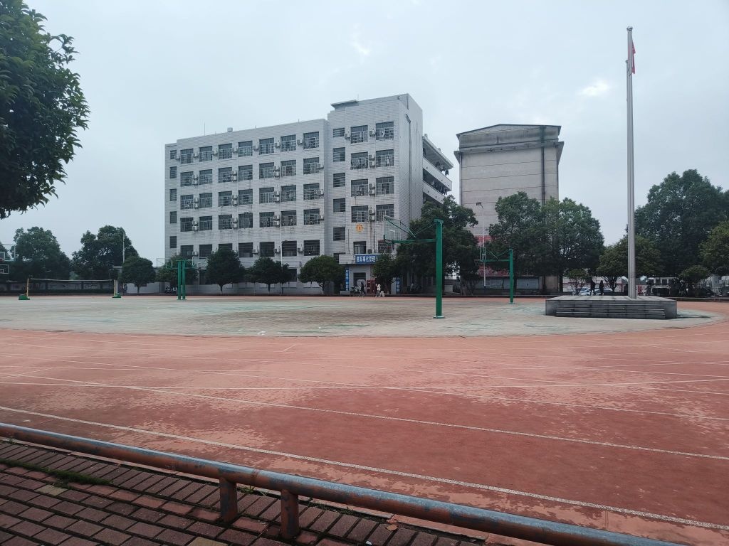 武冈职业中专