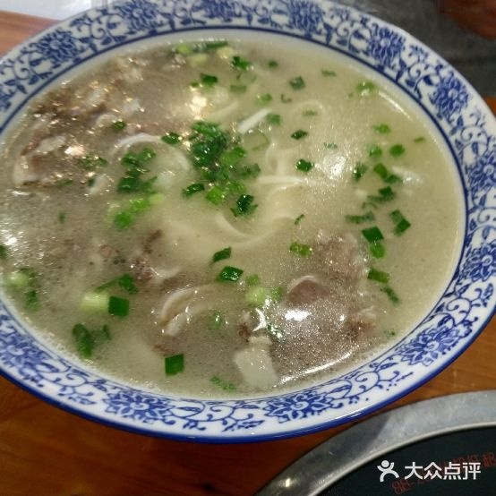 凤民羊汤海先(荆川里小区西区店)
