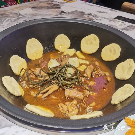 靠山屯东北火锅炖(平江悦店)