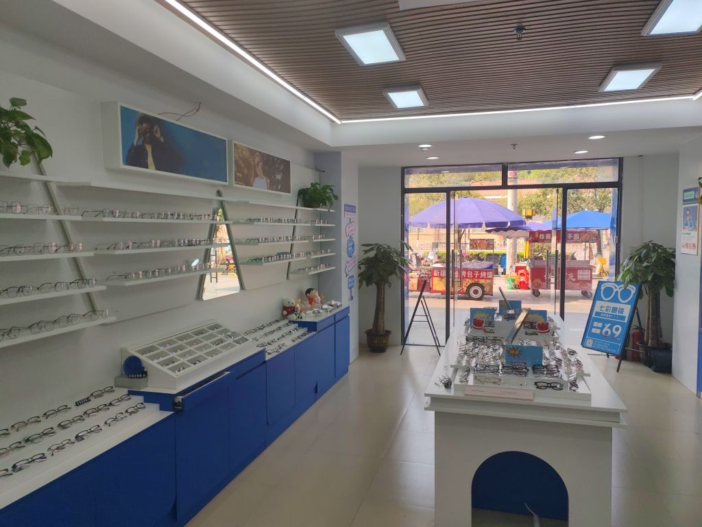 七彩眼镜(桂工店)
