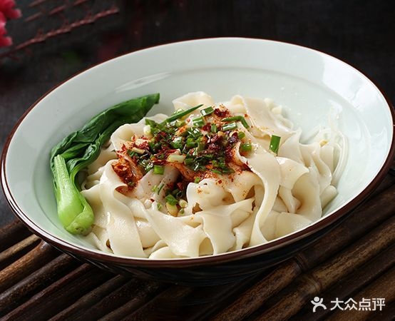 烨烨饺饺子馆